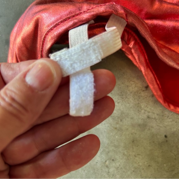 Super Girl Adult Costume | Size Medium - Picture 12 of 16